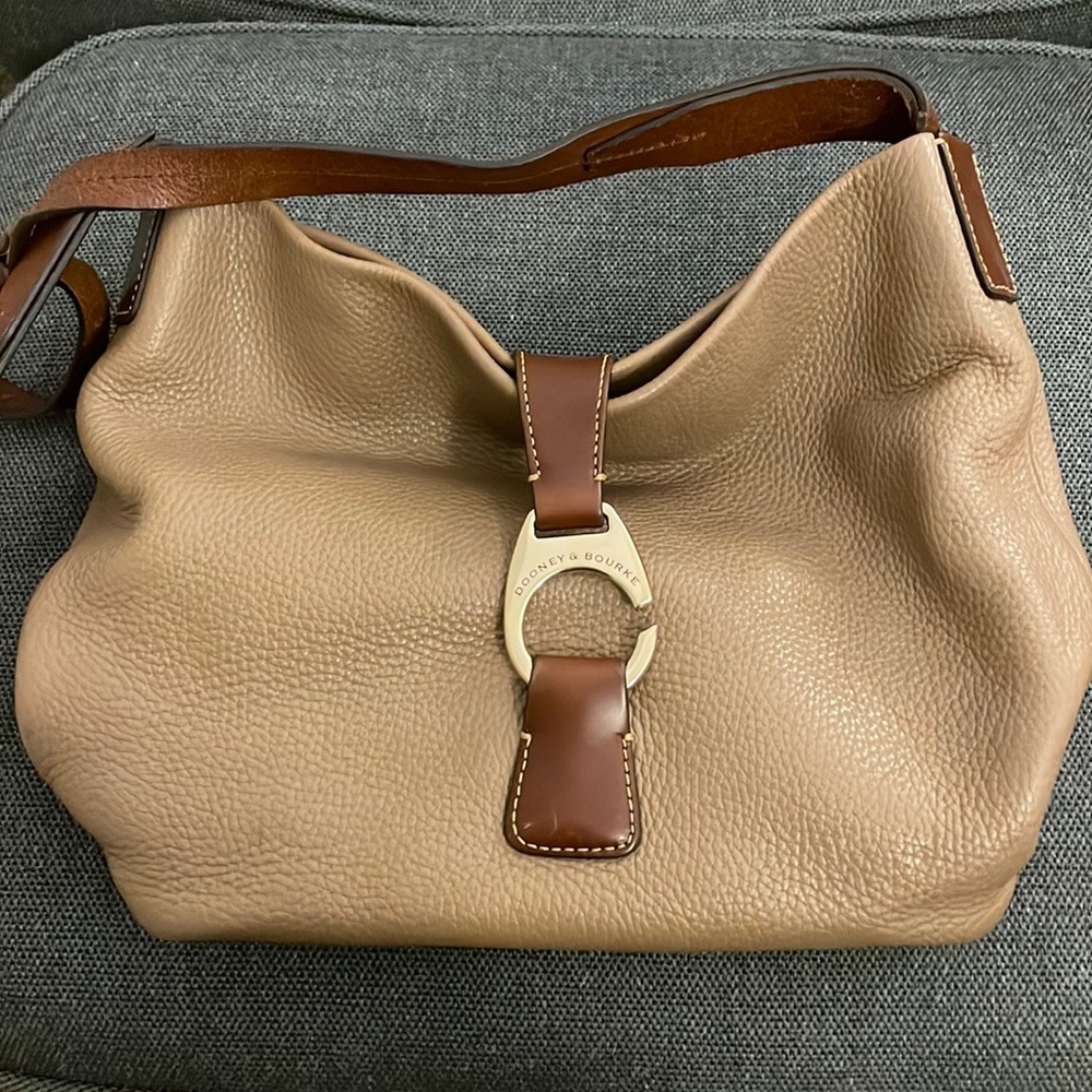 Dooney & Bourke slouchy hobo bag